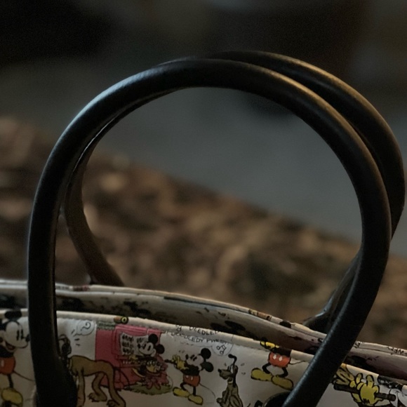 Mickey Mouse character purse - Picture 10 of 10